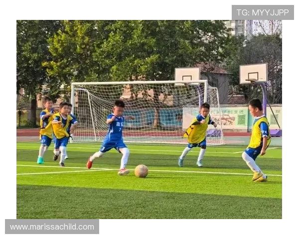 绿茵争锋豪门激战赛场风云再起见证足球荣耀时刻 绿茵争锋豪门激战赛场风云再起见证足球荣耀时刻