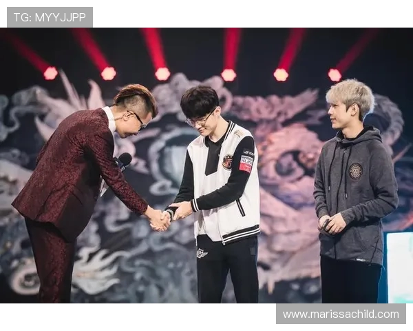 和平精英深度解析LNG战队战术转换与团队协作的秘密