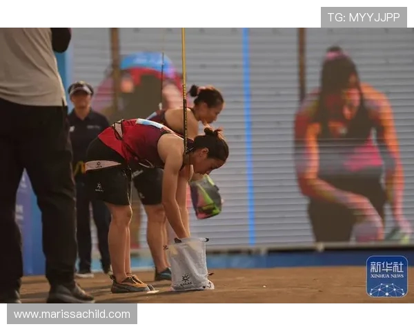 成都攀岩队在全国攀岩状态排行榜中荣获第九名的佳绩引发关注